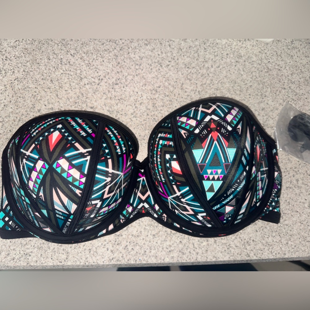 NWT Victoria’s Secret Geometric push-up strapless halter bikini top Large DD